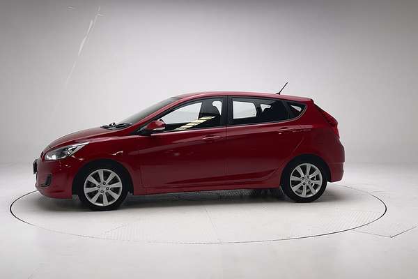 2019 Hyundai Accent Sport RB6 thumb-6
