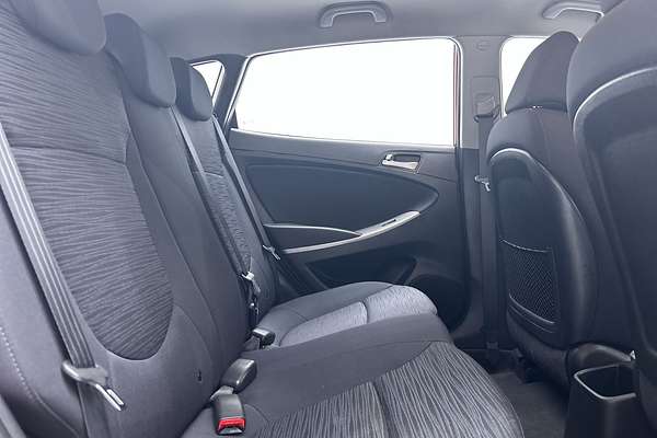 2019 Hyundai Accent Sport RB6 thumb-11