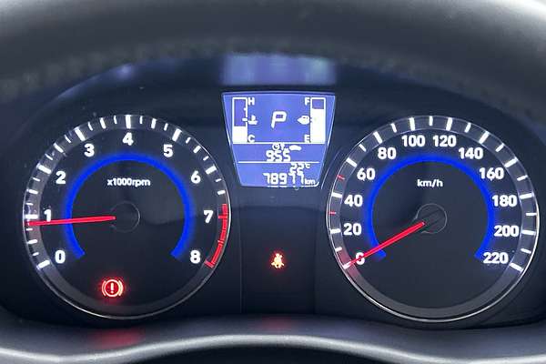 2019 Hyundai Accent Sport RB6 thumb-13