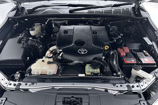 2020 Toyota Fortuner GX GUN156R thumb-10