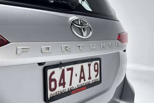 2020 Toyota Fortuner GX GUN156R thumb-21