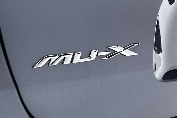 2026 Isuzu MU-X LS-M thumb-21