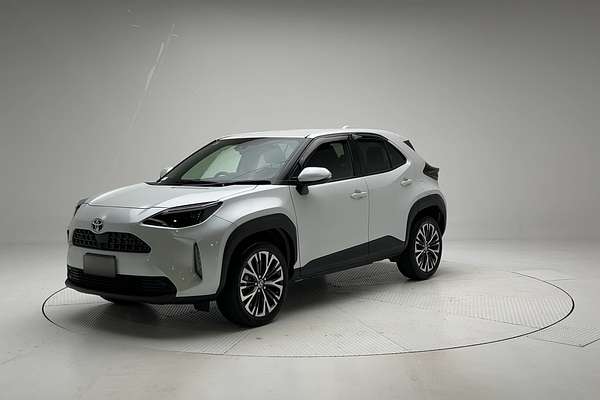 2022 Toyota Yaris Cross Urban MXPB10R thumb-5
