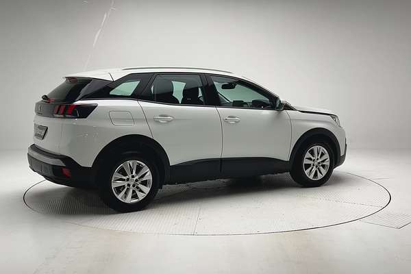 2018 Peugeot 3008 Active P84 thumb-2