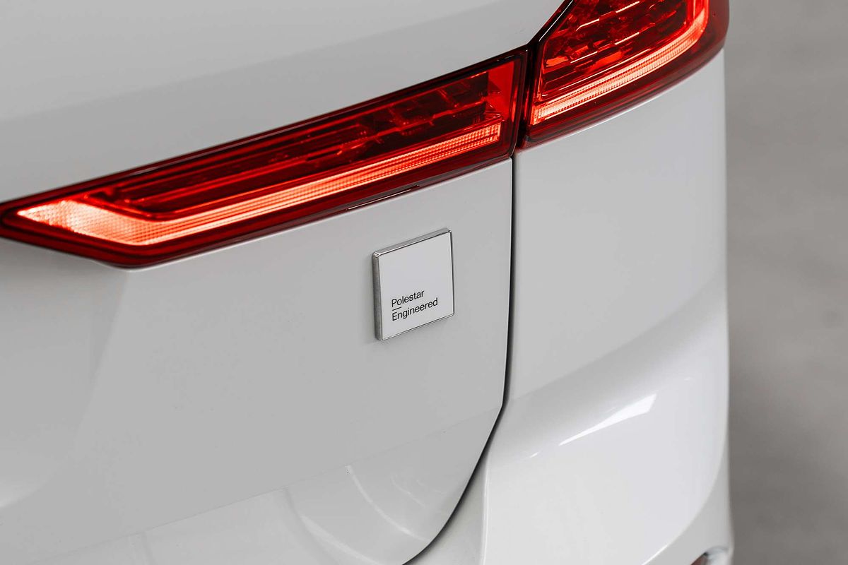 2021 Volvo XC60 T8 Polestar