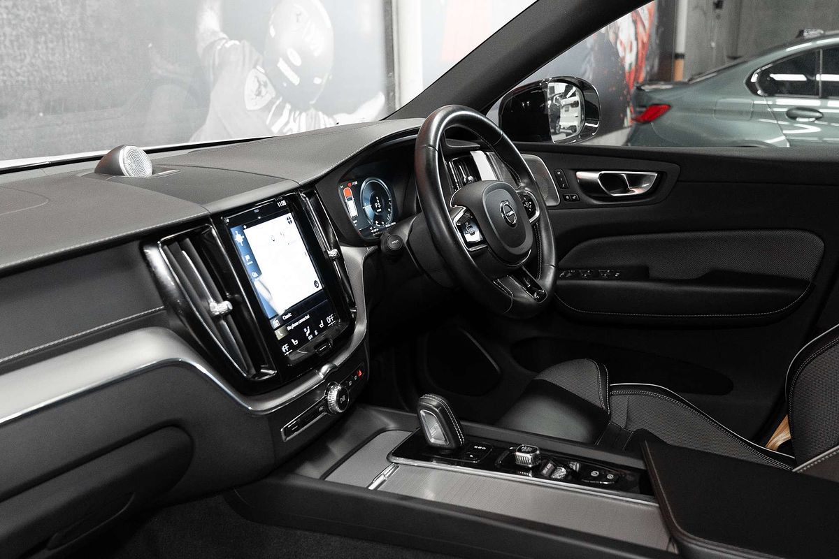 2021 Volvo XC60 T8 Polestar