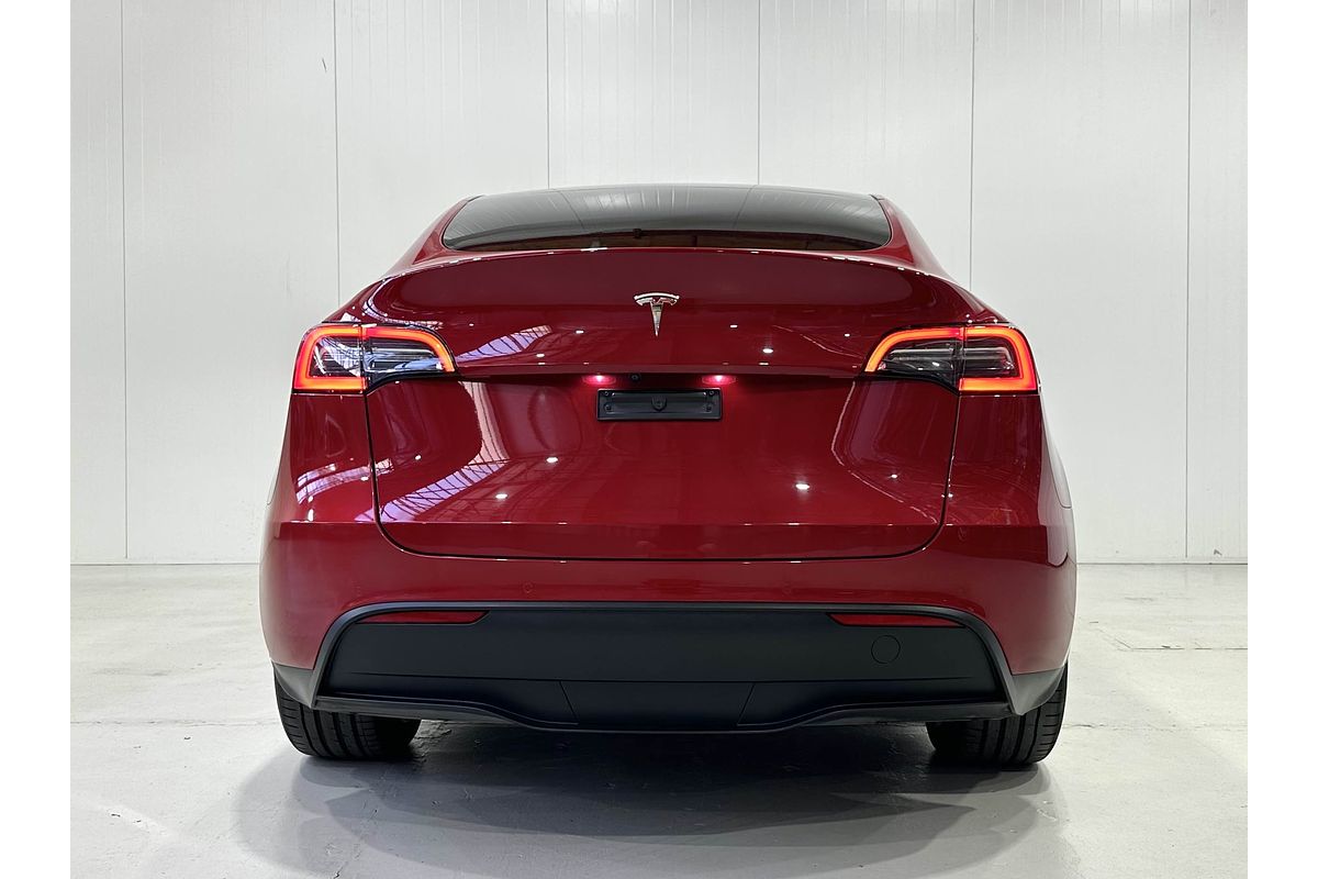 2022 Tesla Model Y Rear-Wheel Drive