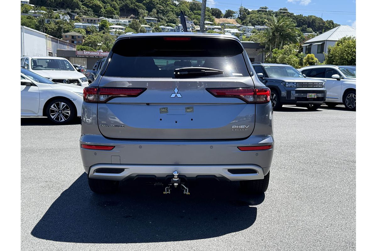 2022 Mitsubishi Outlander PHEV Exceed ZM