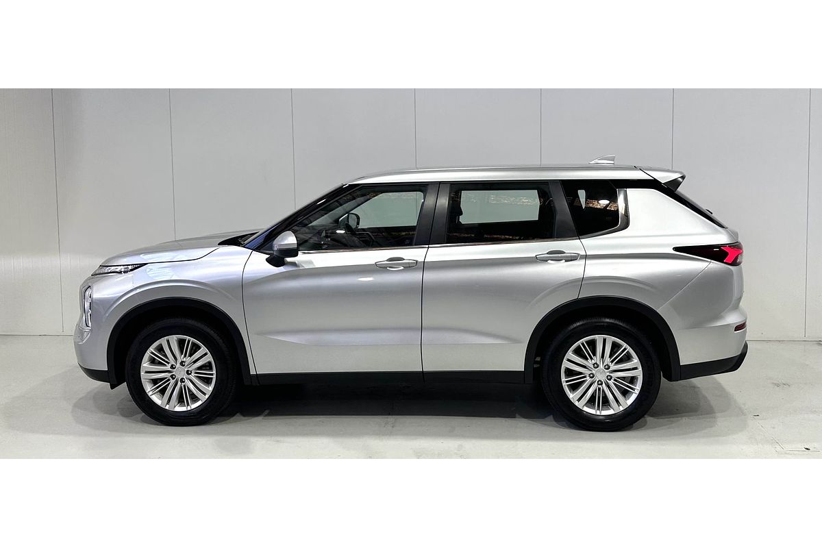 2023 Mitsubishi Outlander ES ZM 2WD