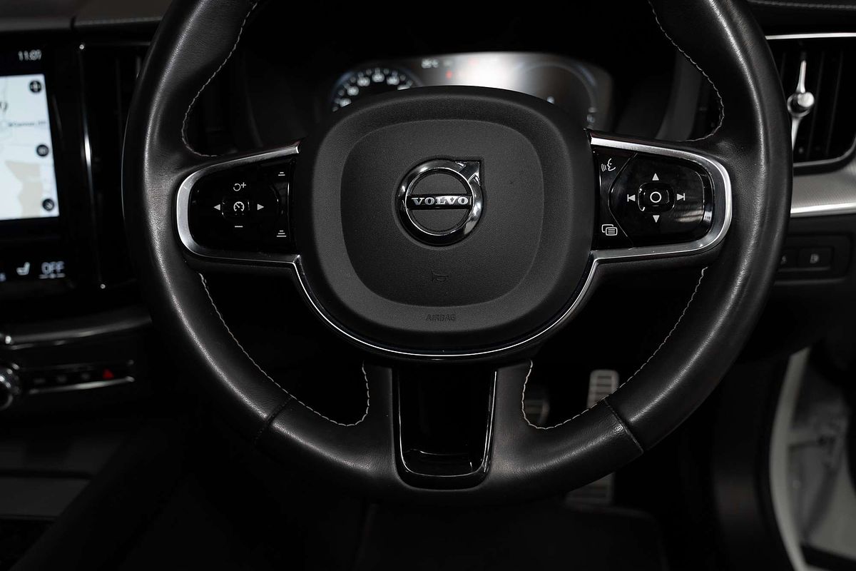 2021 Volvo XC60 T8 Polestar