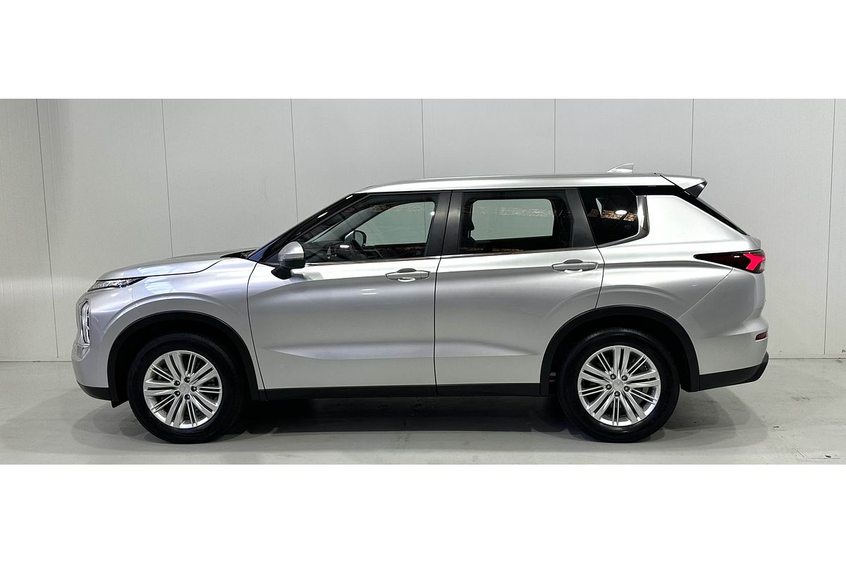 2023 Mitsubishi Outlander ES ZM 2WD