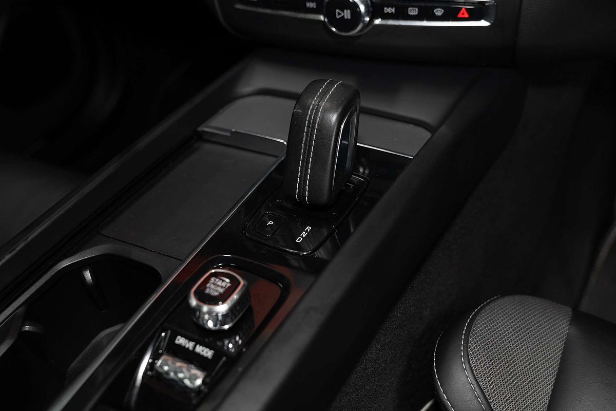 2021 Volvo XC60 T8 Polestar