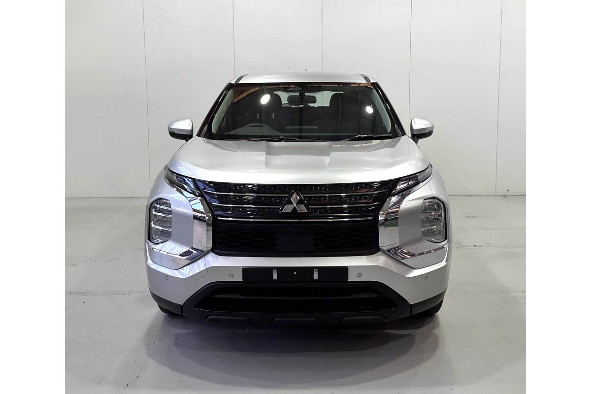 2023 Mitsubishi Outlander ES ZM 2WD