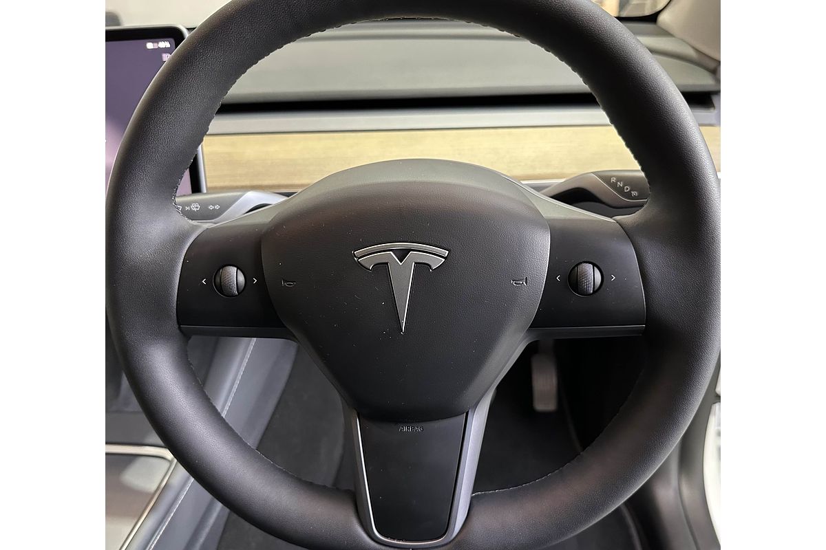 2023 Tesla Model Y Rear-Wheel Drive