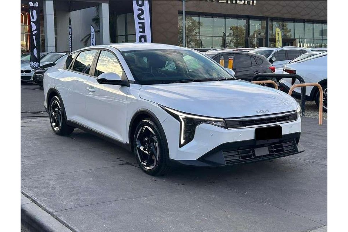 2025 Kia K4 Sport+ CL4m