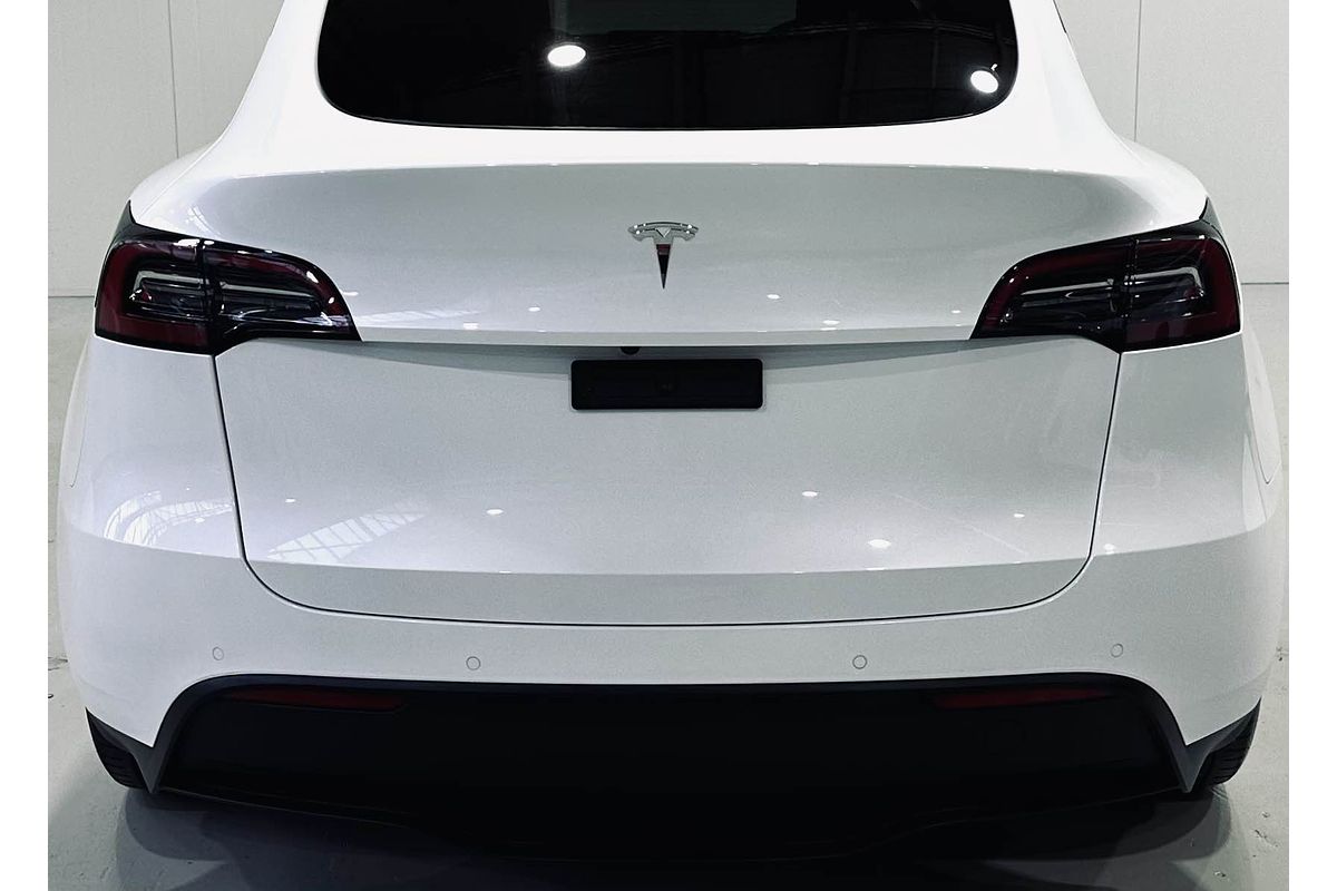 2023 Tesla Model Y Rear-Wheel Drive