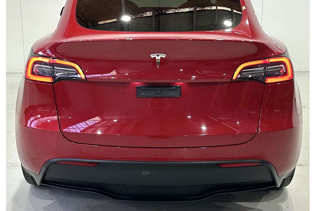 2022 Tesla Model Y Rear-Wheel Drive