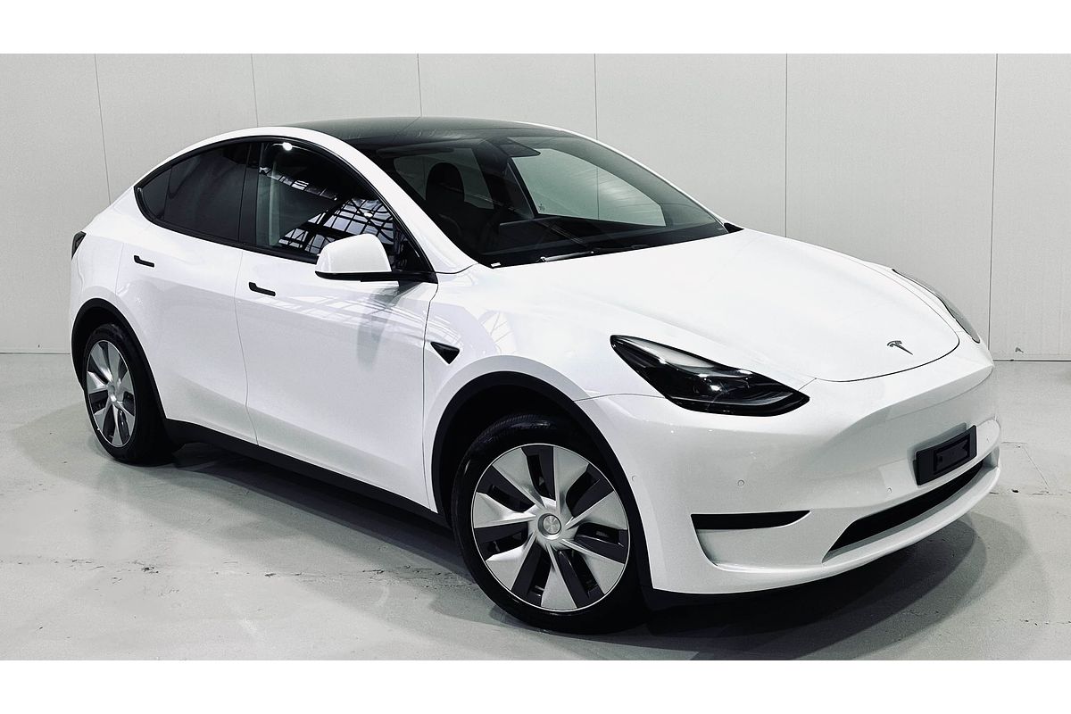 2023 Tesla Model Y Rear-Wheel Drive