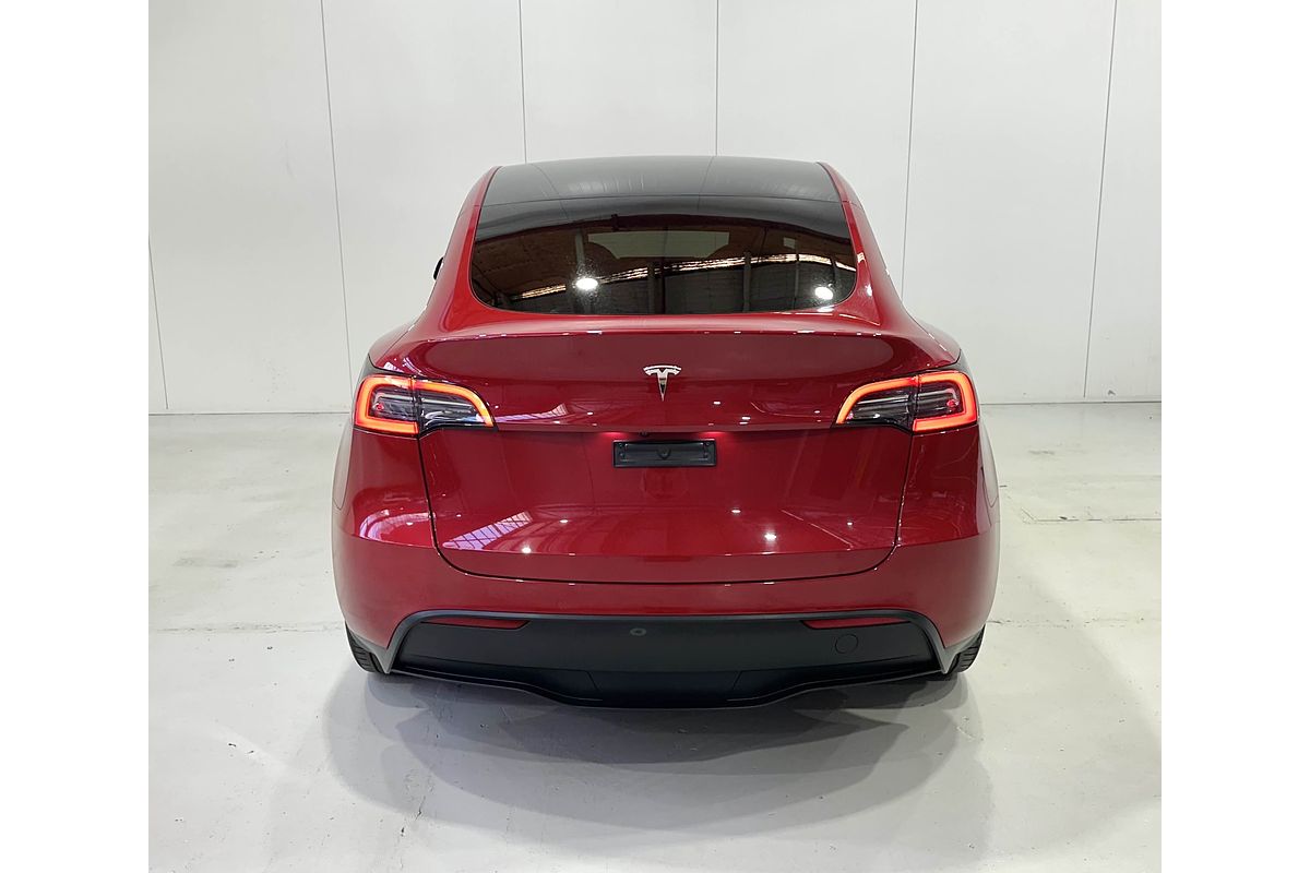 2022 Tesla Model Y Rear-Wheel Drive