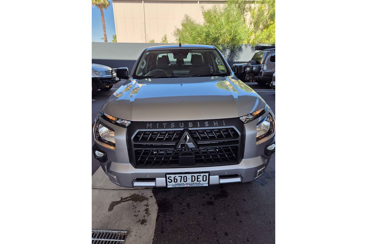 2024 Mitsubishi Triton GLX MV 4X4