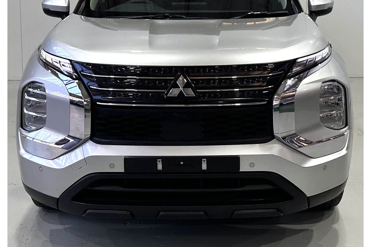 2023 Mitsubishi Outlander ES ZM 2WD