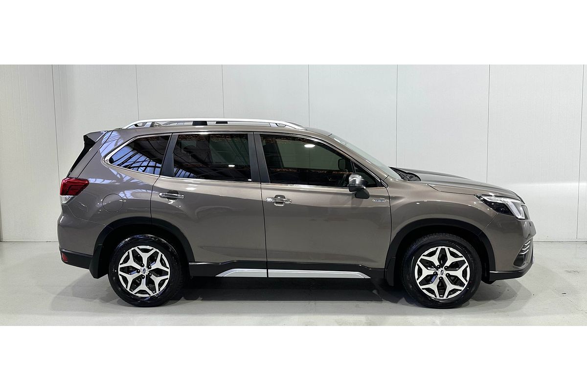 2022 Subaru Forester Hybrid L S5 4X4