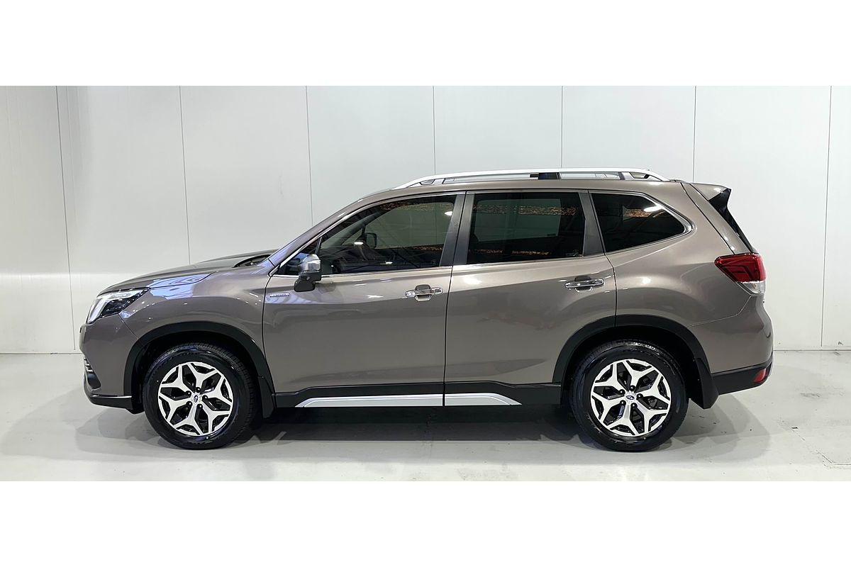 2022 Subaru Forester Hybrid L S5 4X4