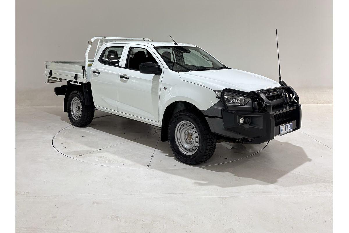 2022.75 Isuzu D-Max 4X4 Crew Cab Chassis SX Automatic (TOR2Z16)