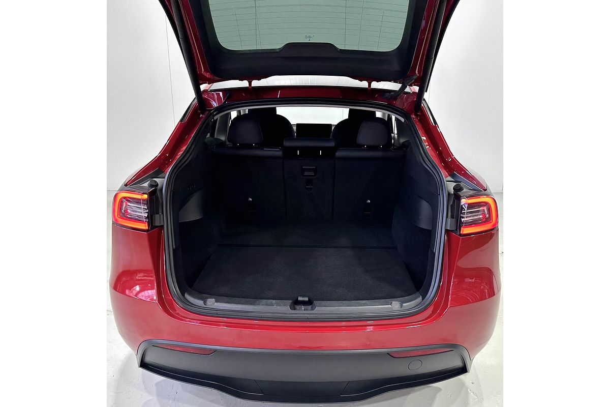 2022 Tesla Model Y Rear-Wheel Drive