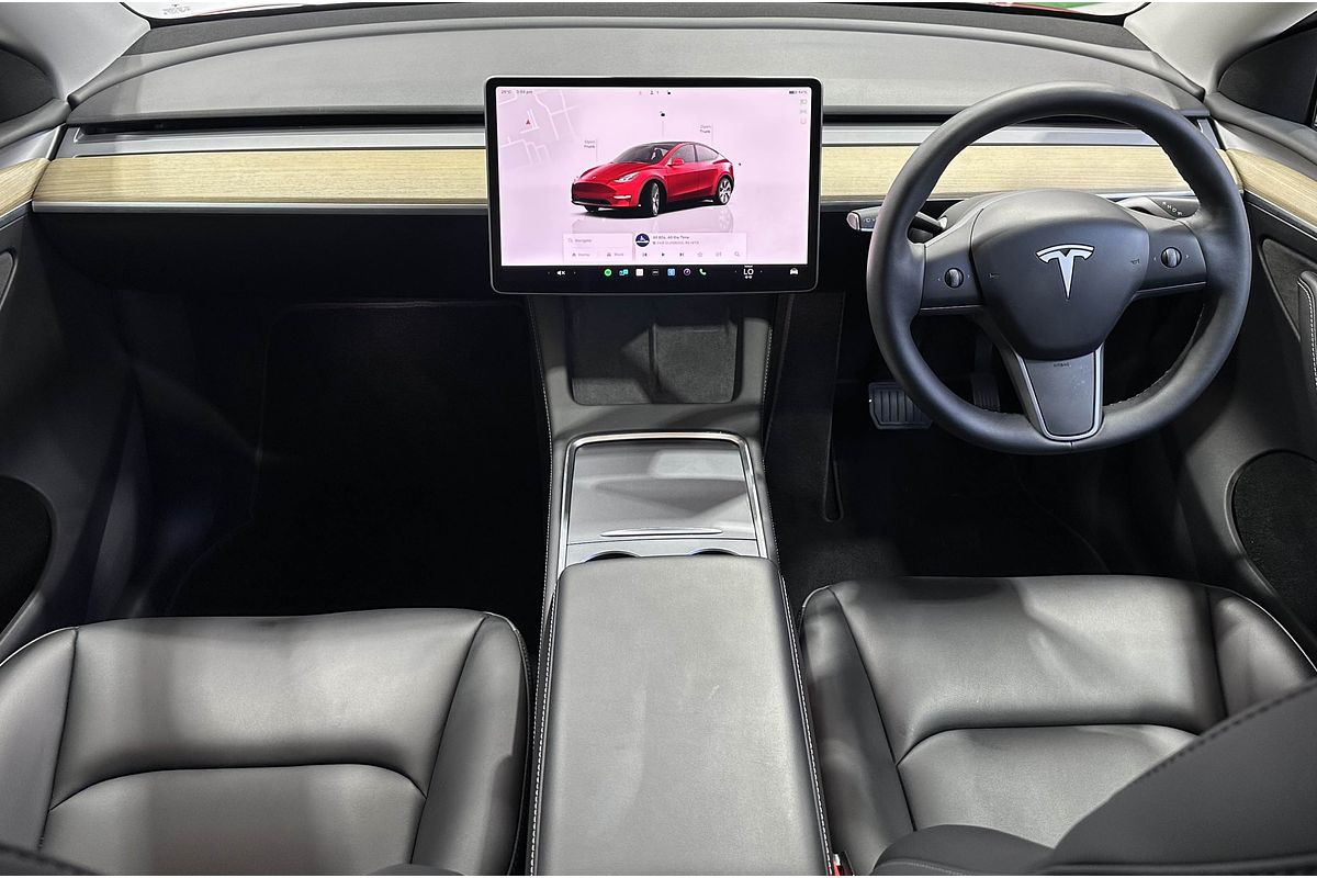 2022 Tesla Model Y Rear-Wheel Drive