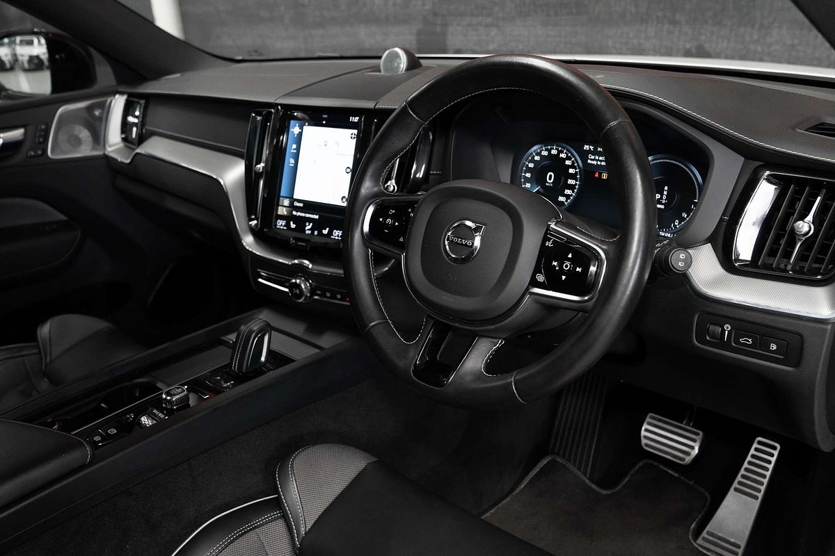 2021 Volvo XC60 T8 Polestar