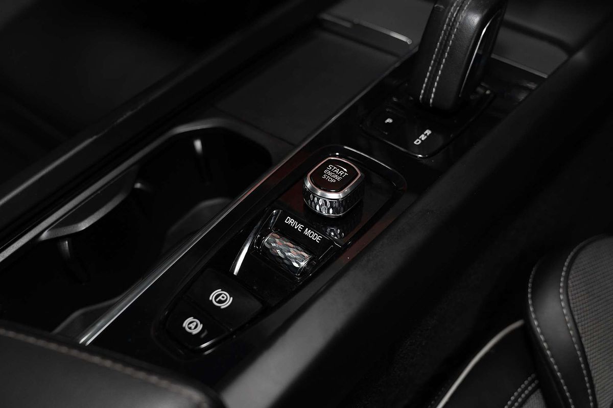 2021 Volvo XC60 T8 Polestar