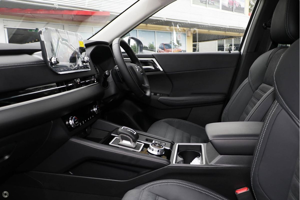 2025 Mitsubishi Outlander Aspire ZM