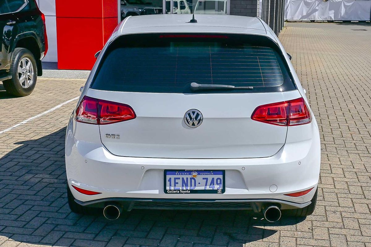 2014 Volkswagen Golf GTI 7