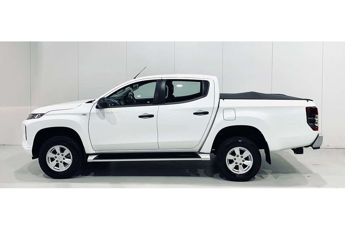 2022 Mitsubishi Triton GLX+ MR