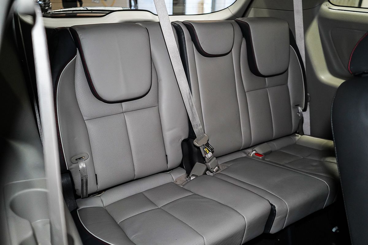 2016 Kia Carnival Platinum YP