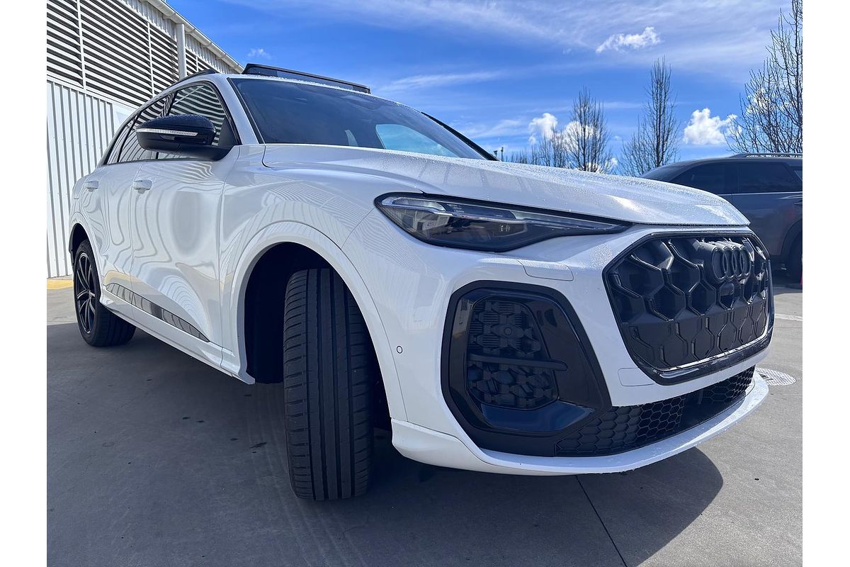 2025 Audi SQ5 TFSI FY