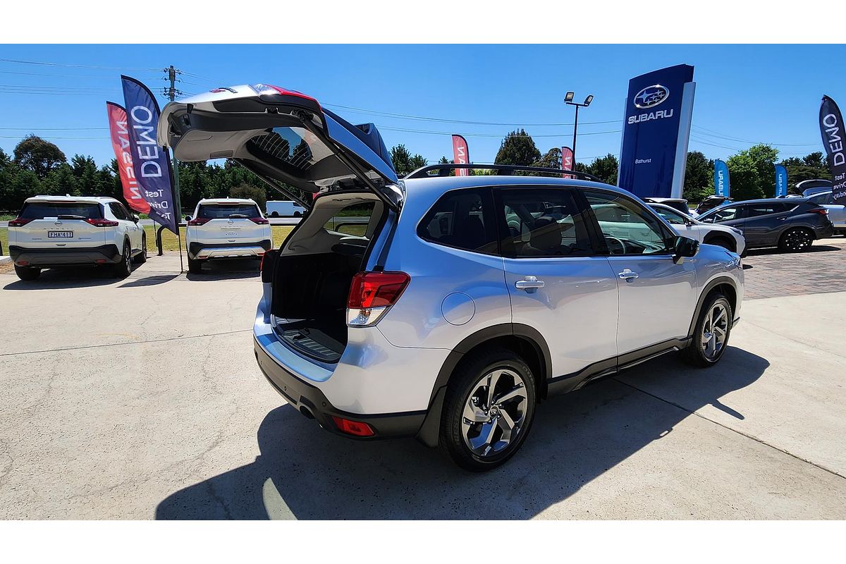 2024 Subaru Forester STI Sport S5