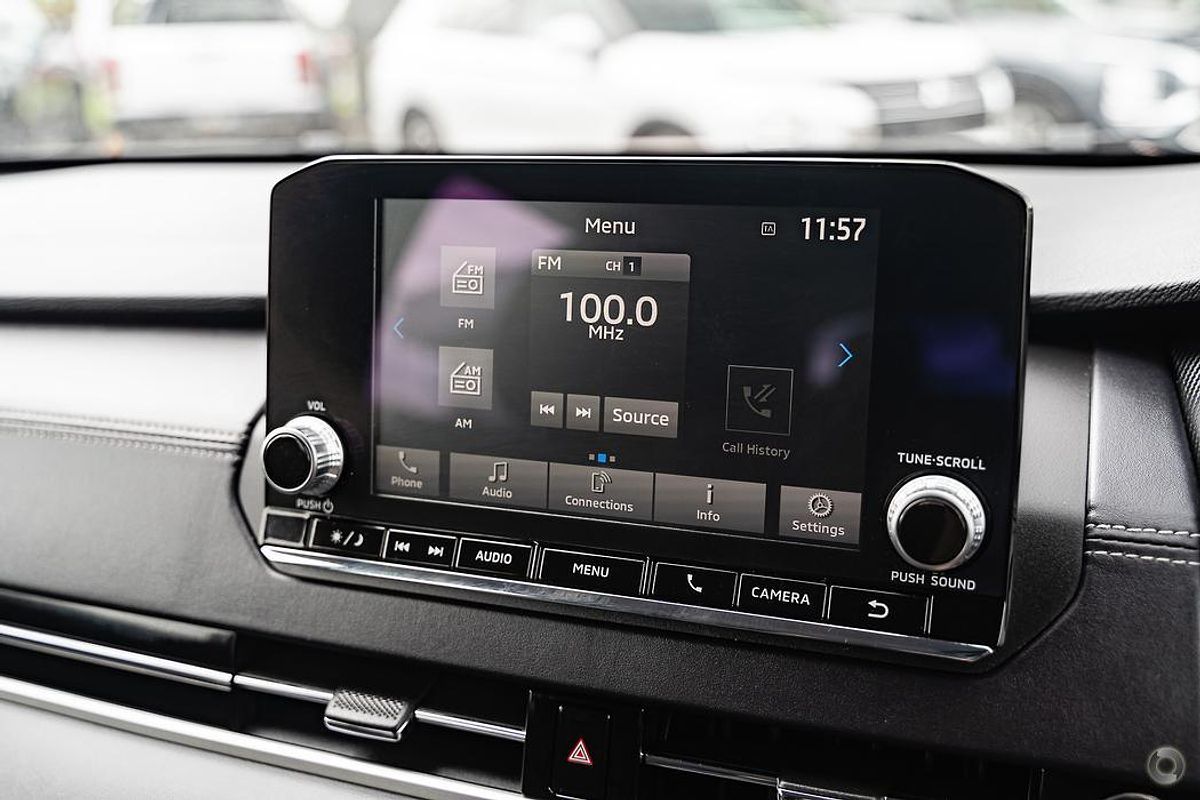 2025 Mitsubishi Outlander LS ZM