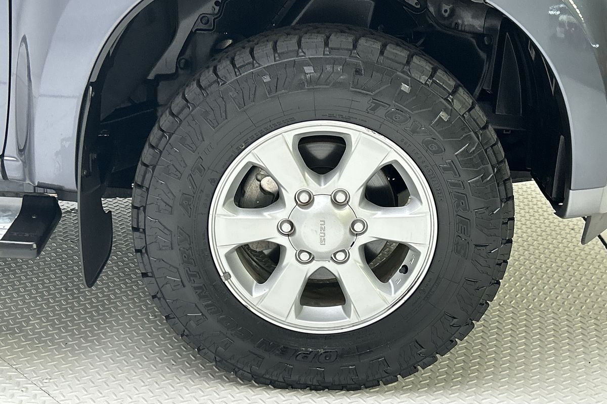 2021 Isuzu MU-X LS-M