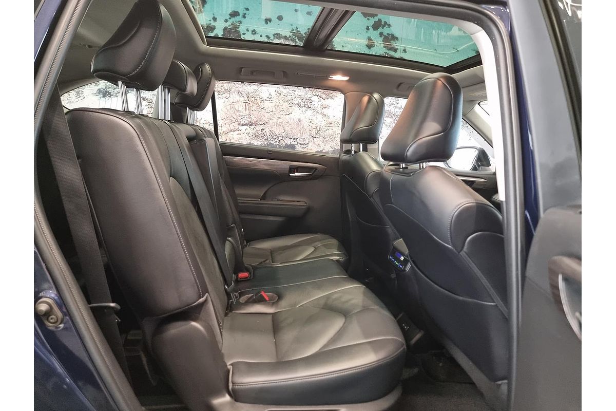 2022 Toyota Kluger Grande GSU75R