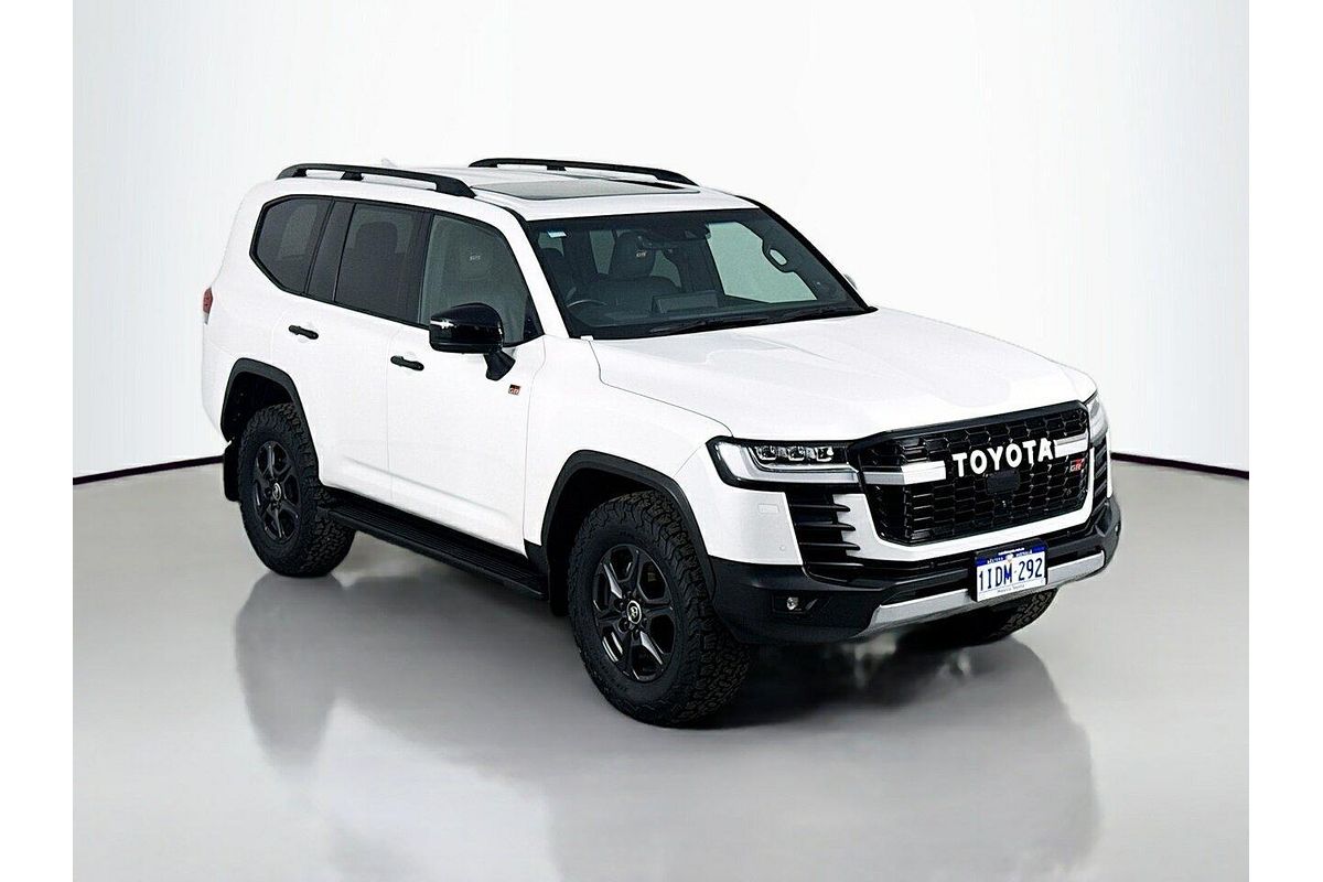 2024 Toyota Landcruiser GR Sport FJA300R
