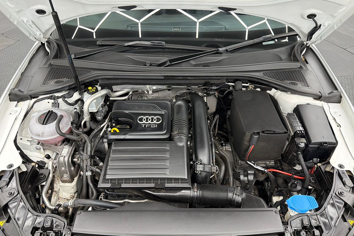 2014 Audi A3 Attraction 8V