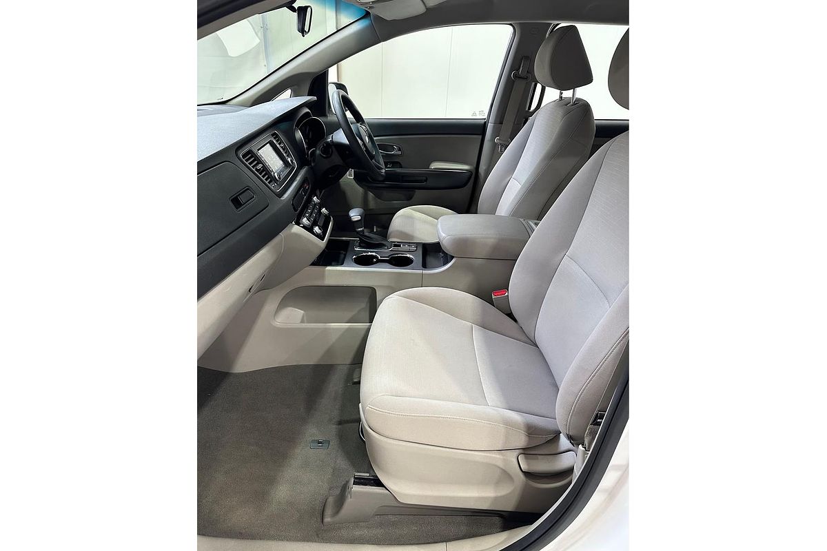 2018 Kia Carnival S YP