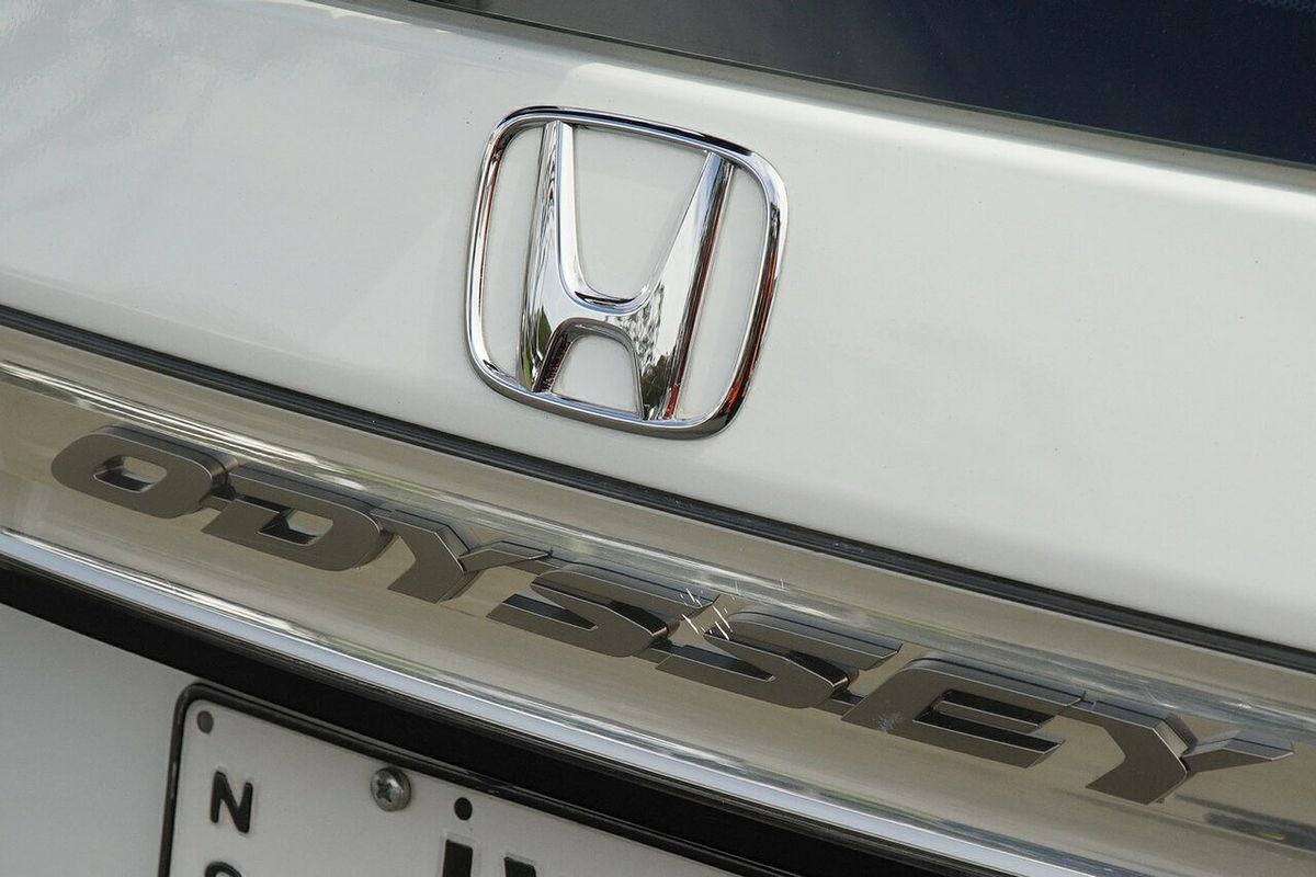 2014 Honda Odyssey VTi 5th Gen