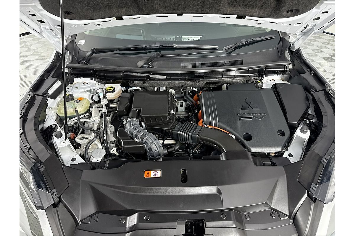 2022 Mitsubishi Outlander PHEV Aspire ZM