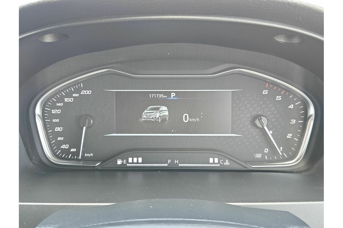 2021 LDV G10 Lift Door SV7C MY21