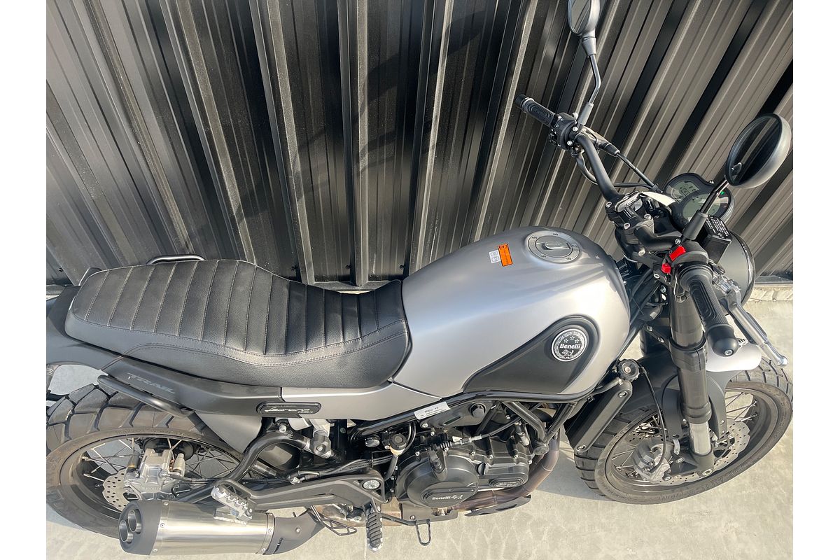 2025 Benelli Leoncino 500