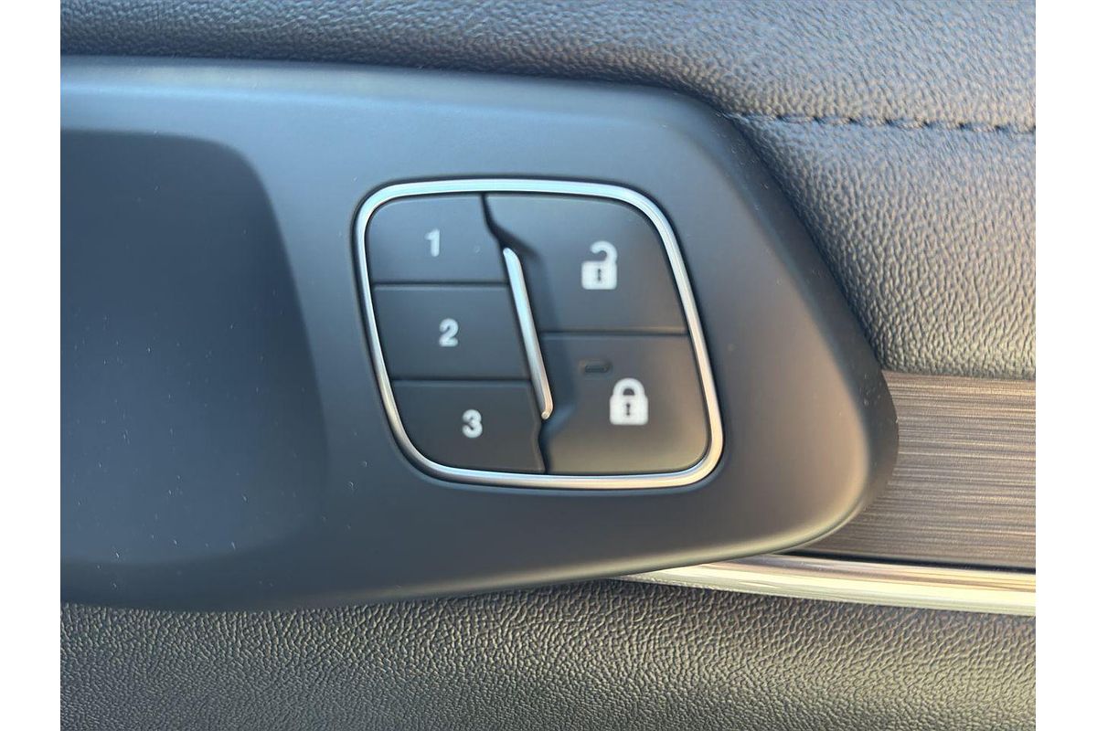 2025 Ford Everest Sport Bi-Turbo 2.0L