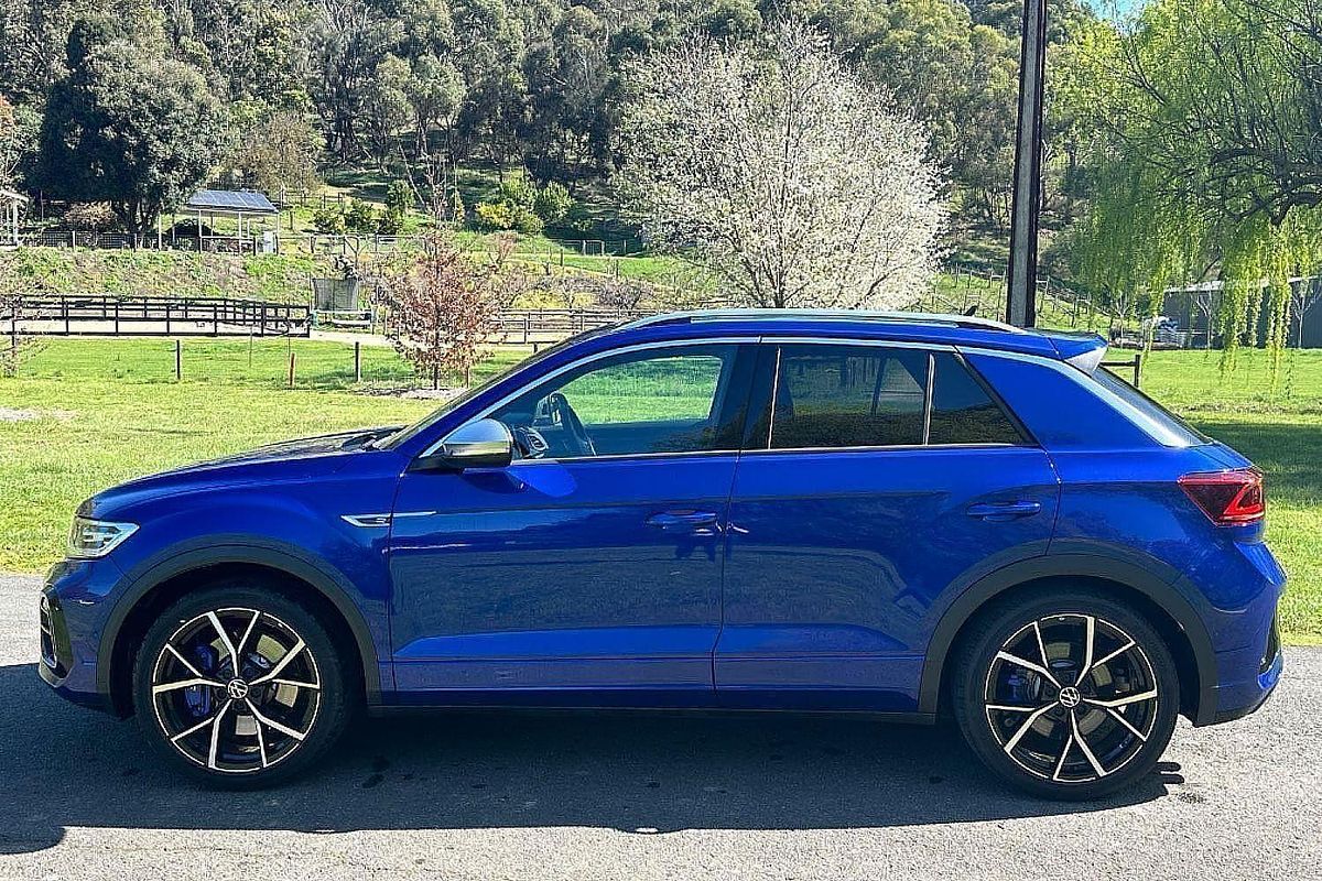 2023 Volkswagen T-Roc R D11